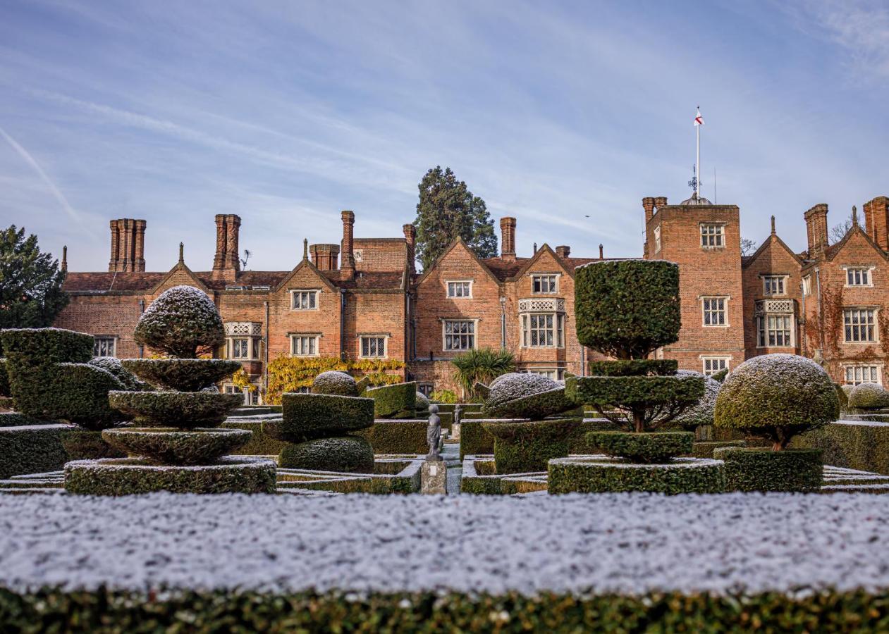 Hotel Great Fosters - Near Windsor à Egham Extérieur photo