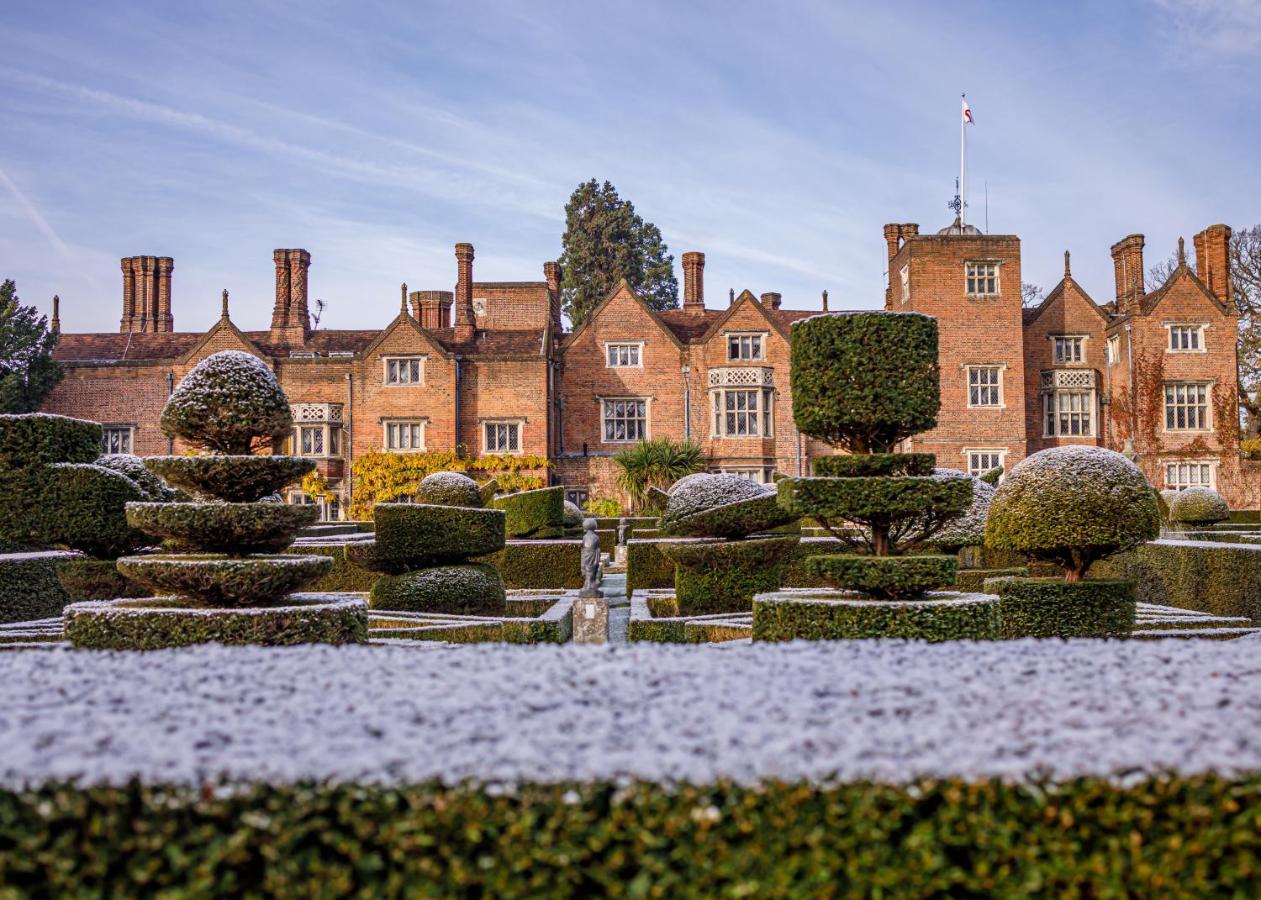 Hotel Great Fosters - Near Windsor à Egham Extérieur photo