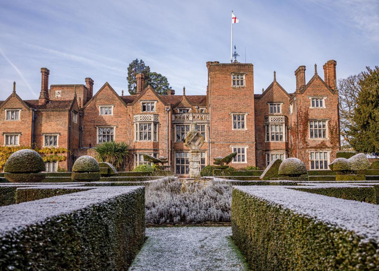 Hotel Great Fosters - Near Windsor à Egham Extérieur photo