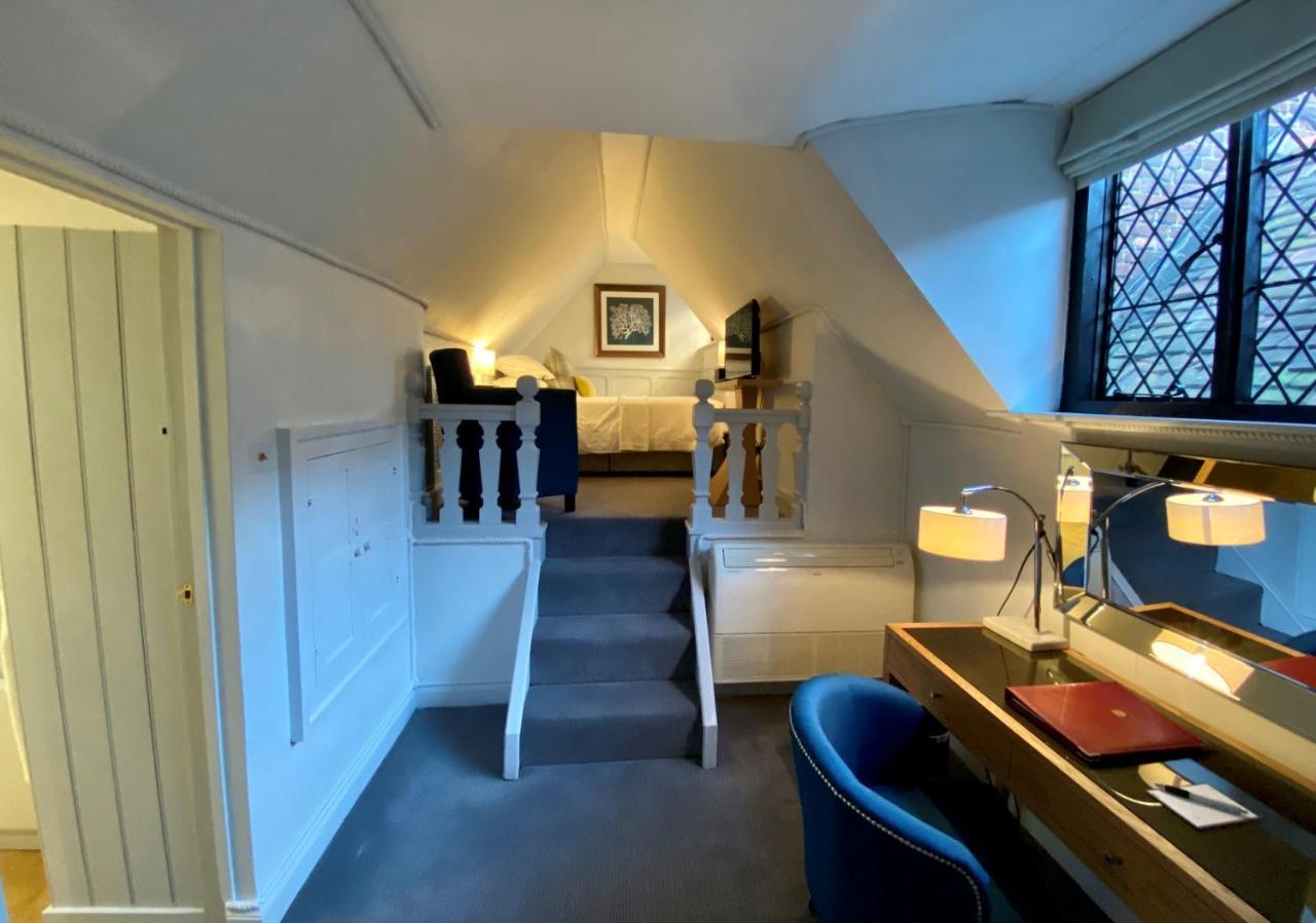 Hotel Great Fosters - Near Windsor à Egham Extérieur photo