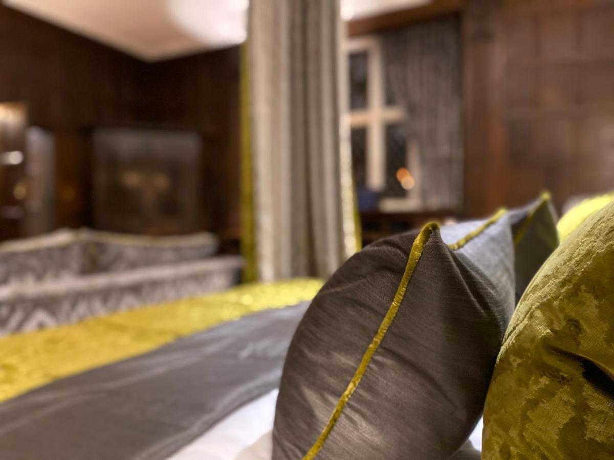 Hotel Great Fosters - Near Windsor à Egham Extérieur photo